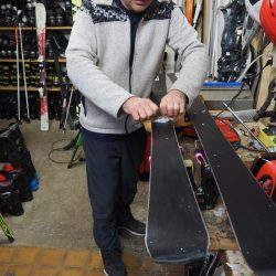 Cap Sancy : atelier de réparation de ski/snowboard